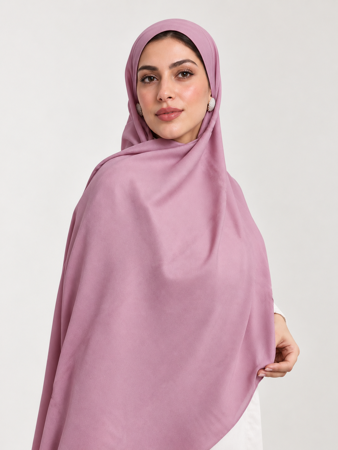 Blush Cream — Soft Elegance