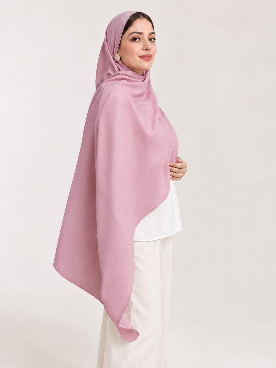 Blush Cream — Soft Elegance