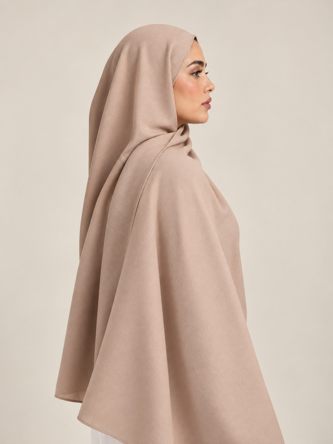 Nude Latte — Soft Elegance